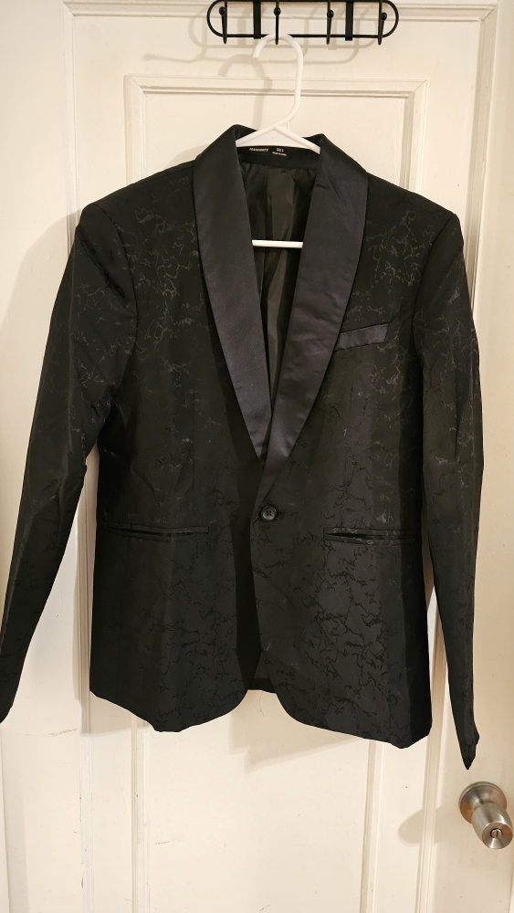 Elegant Men's Black Tuxedo Jacket - Size Small - photo 2