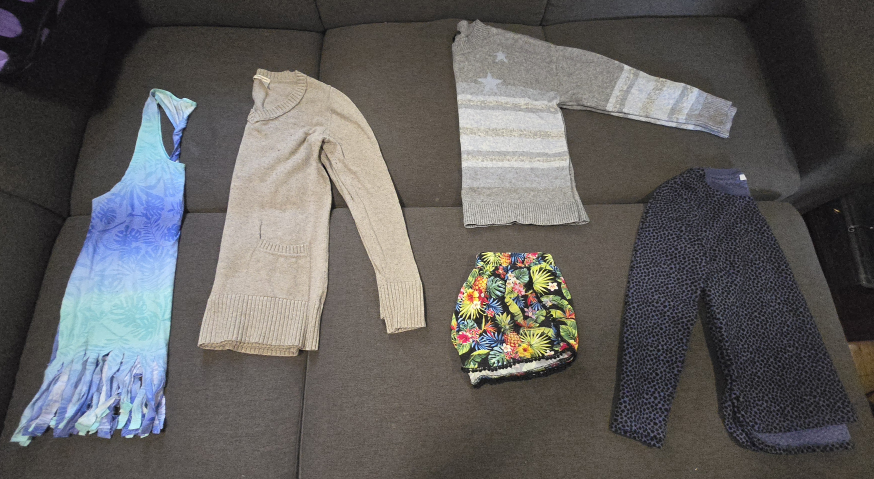Women's Medium Clothing Lot #2 - photo 3