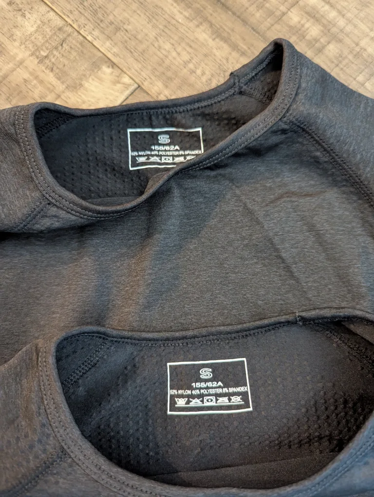 Gymshark Crop Tops (brand new)- Size S image indicator(2)