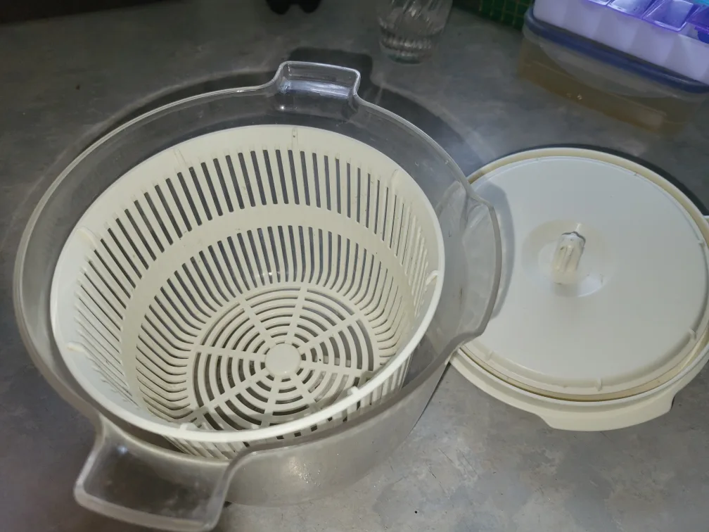 Salad Spinner thumbnail