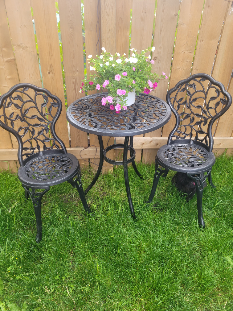 Outdoor Bistro Set - Table & 2 Chairs