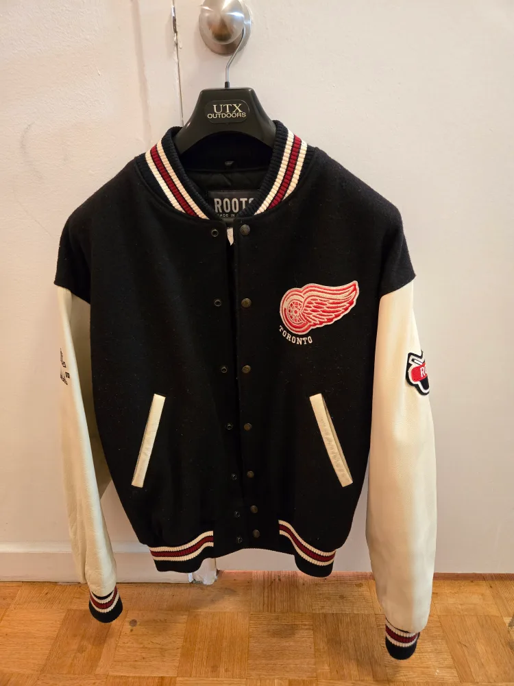 Roots Toronto Red Wings Toronto Varsity Winter Jacket thumbnail