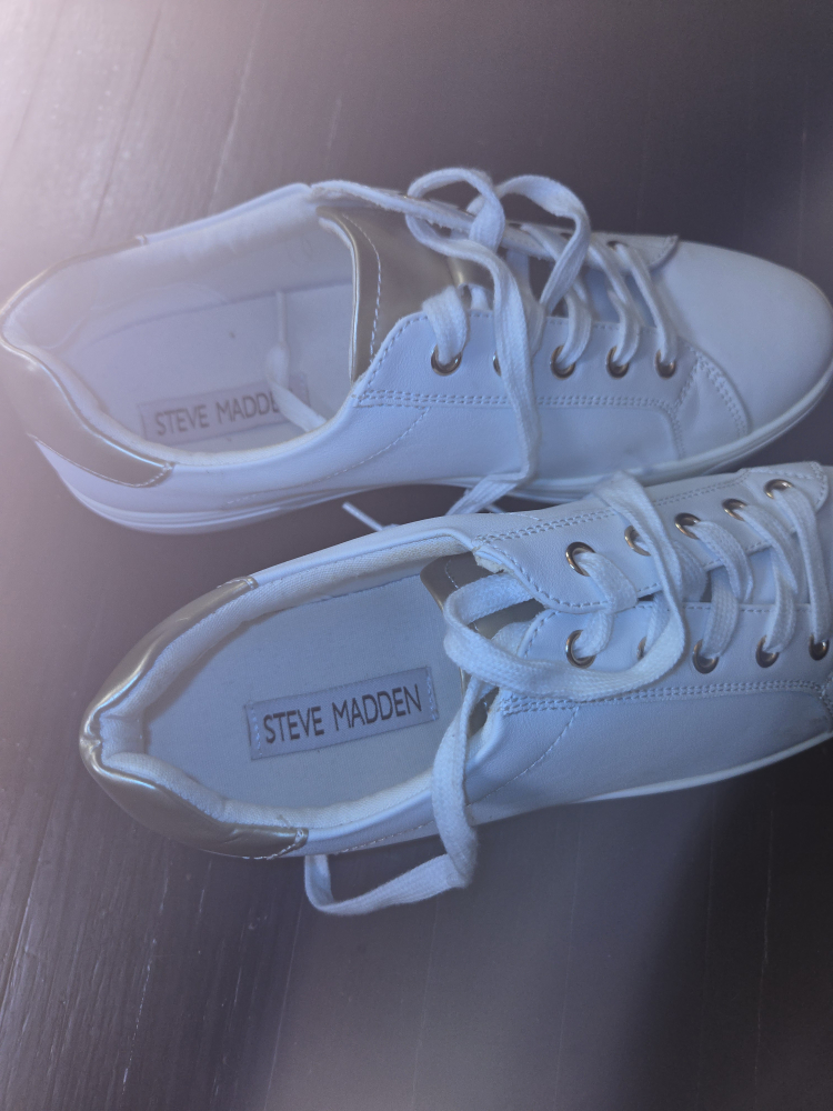 Steve Madden White Sneakers - photo 2