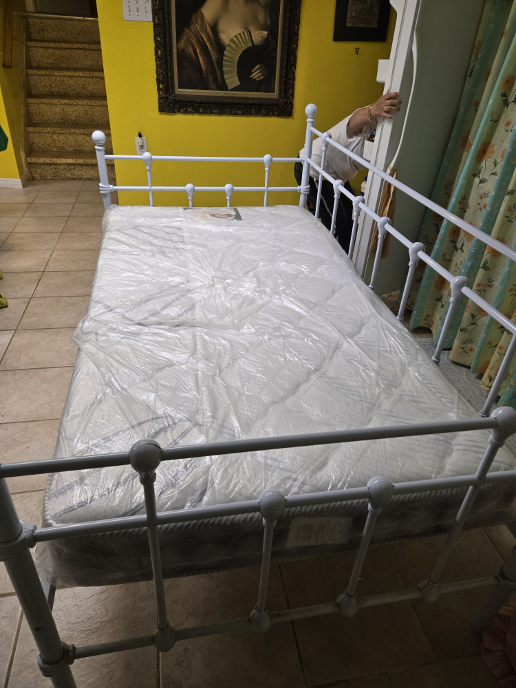 White Metal Bed Frame with Mattress - photo 3