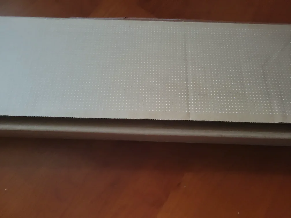 Samsung HW-C400 Soundbar - Like New! thumbnail