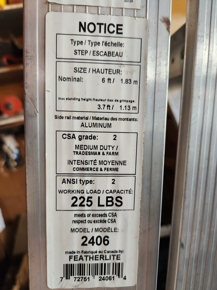 Featherlite 6 ft. Aluminum Step Ladder 225 lbs Capacity - photo 3