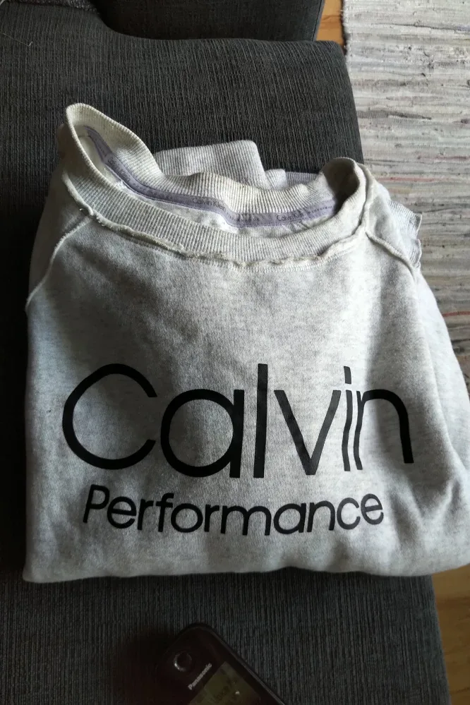 Calvin Klein Performance Sweatshirt thumbnail