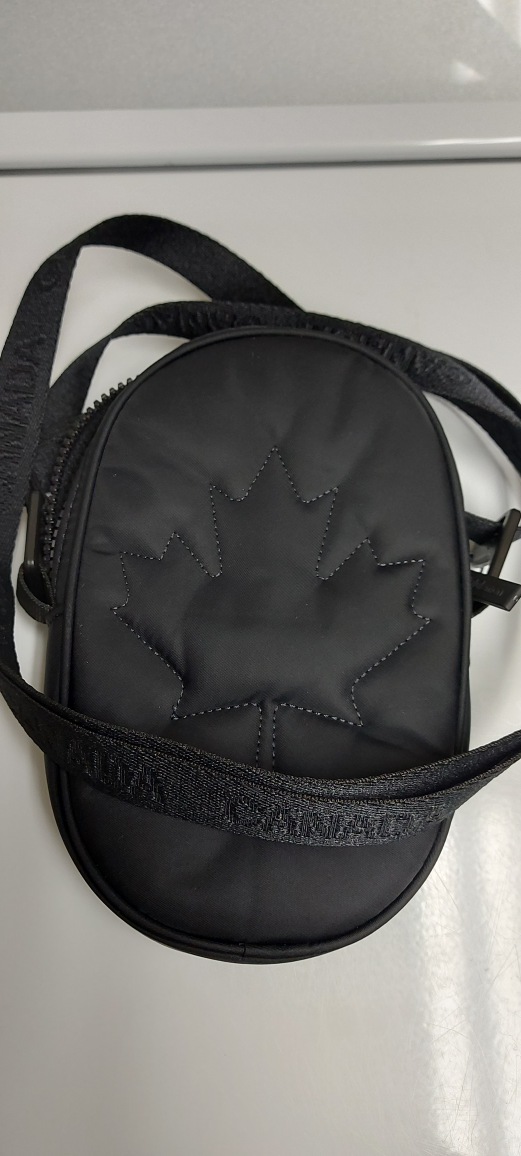 Lululemon Everywhere Belt Bag 1L Black