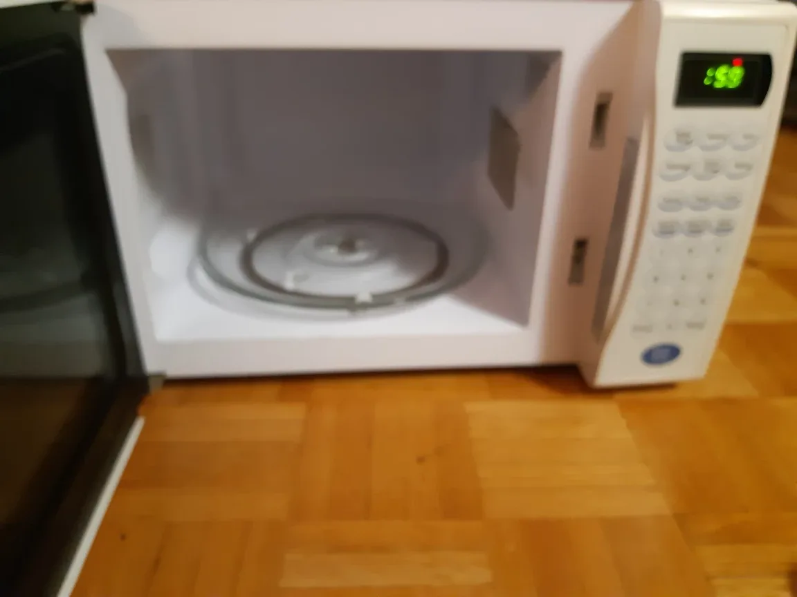 Danby 0.7 cubic Designer Microwave 🇨🇦 image indicator(4)