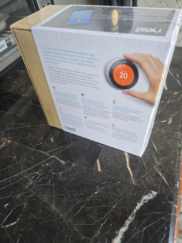 New Nest Learning Thermostat - photo 2