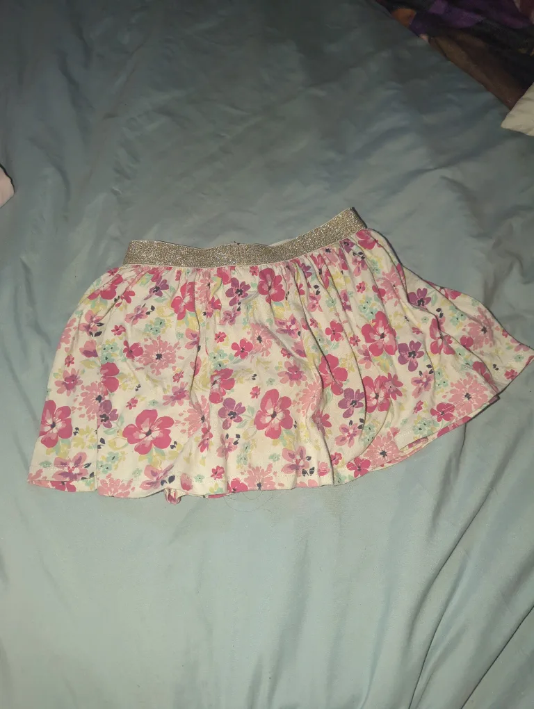 cute flower skirt size 5 thumbnail