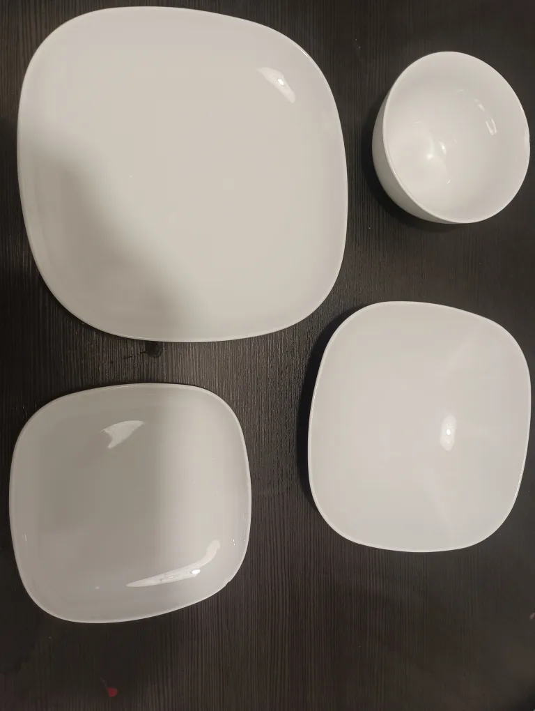 White Dinnerware Set thumbnail