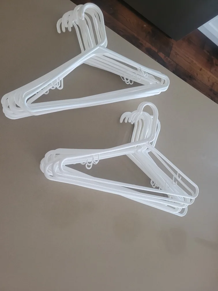 White Plastic Clothes Hangers - #25 thumbnail