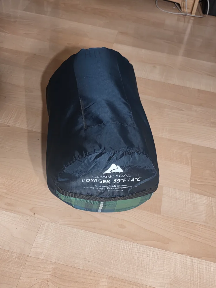 Woods Voyager Sleeping Bag 39°F thumbnail