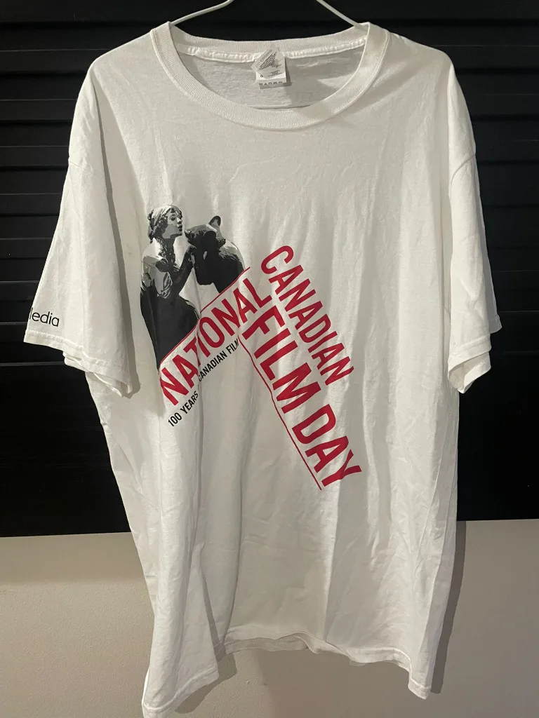 men T-shirt thumbnail