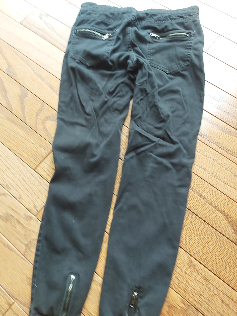 Forever 21 Black Pants - Size 6 - photo 2