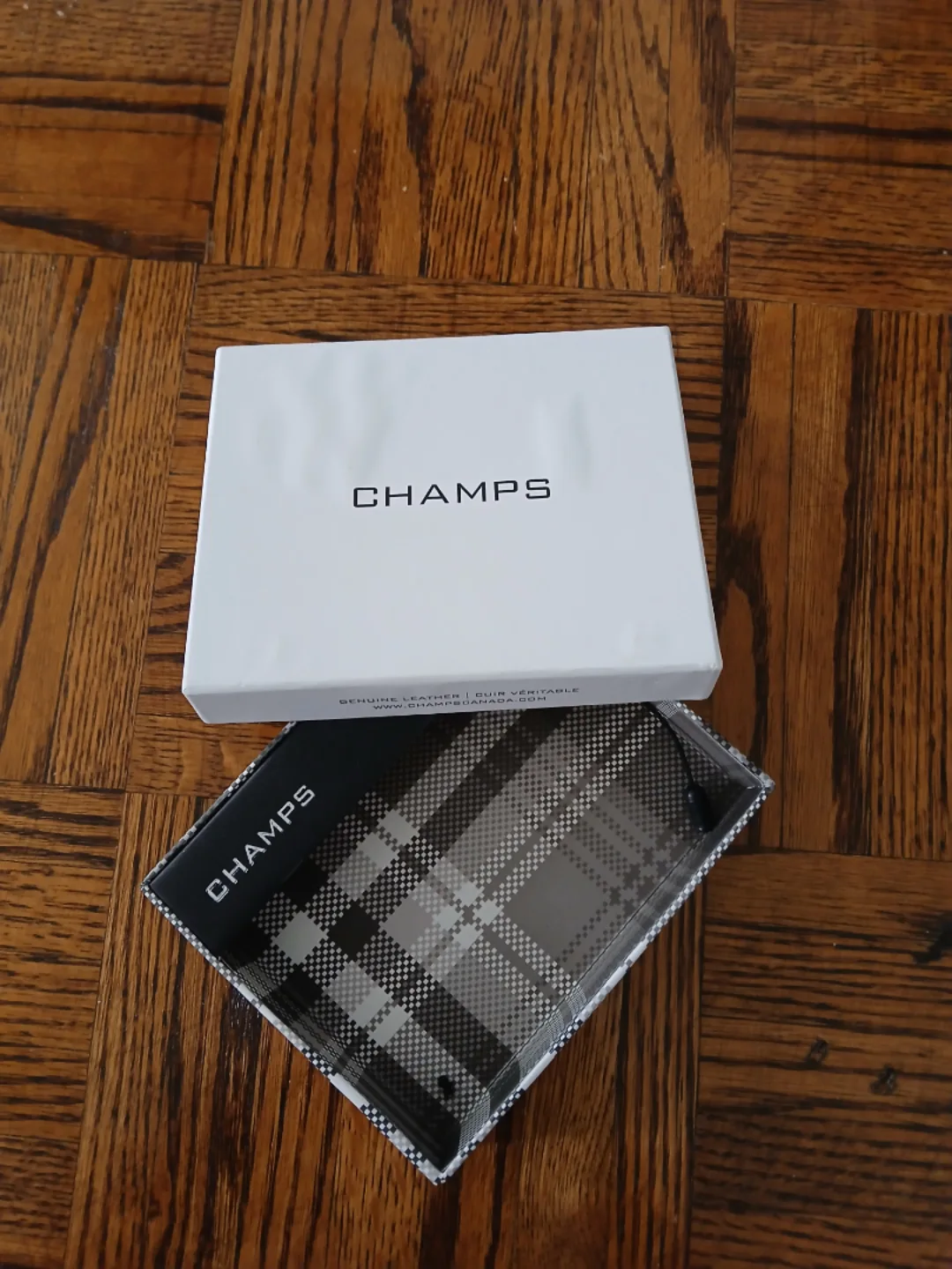 Champs Empty Gift Box - wallet size thumbnail