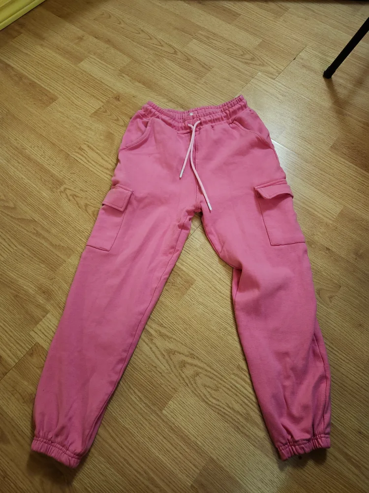 Pink Cargo Sweatpants image indicator(2)