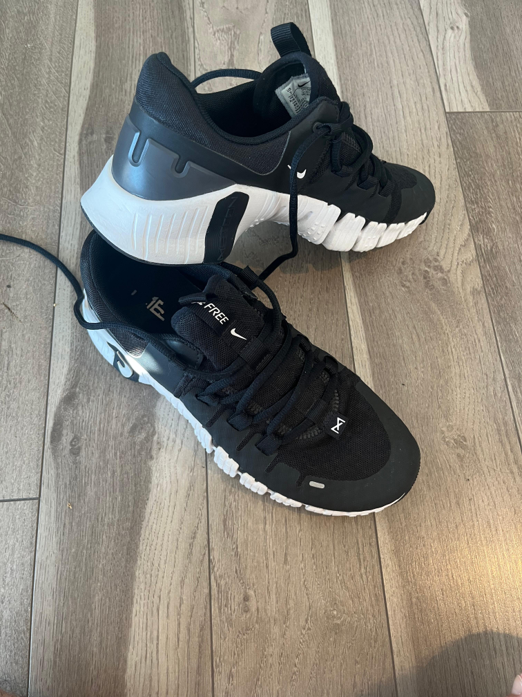 Nike Free Metcon 4 – Size 7 US - photo 3