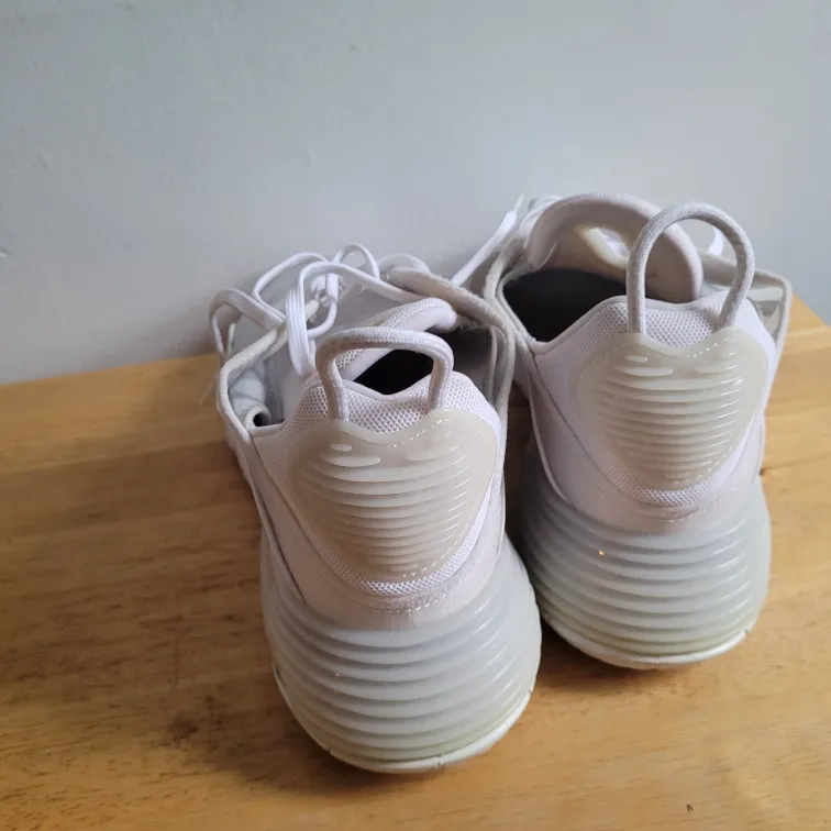Nike Air Max 2090 White Shoes thumbnail