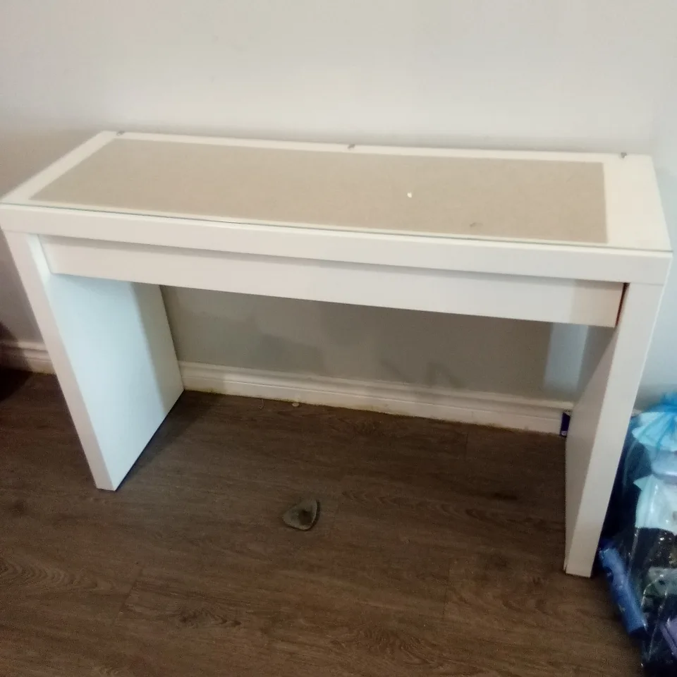 White Desk with Glass Top thumbnail