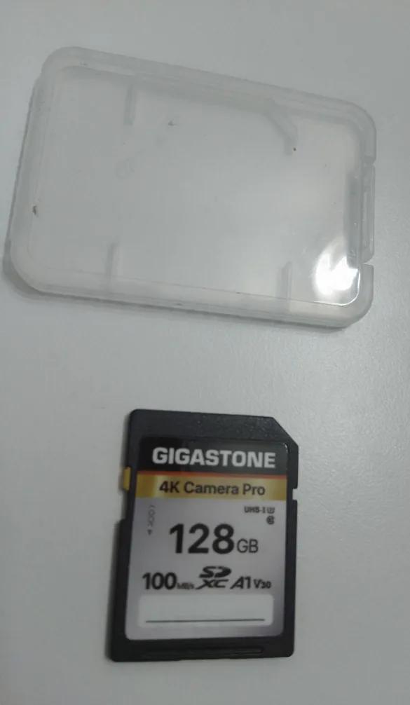 128 GB memory card thumbnail