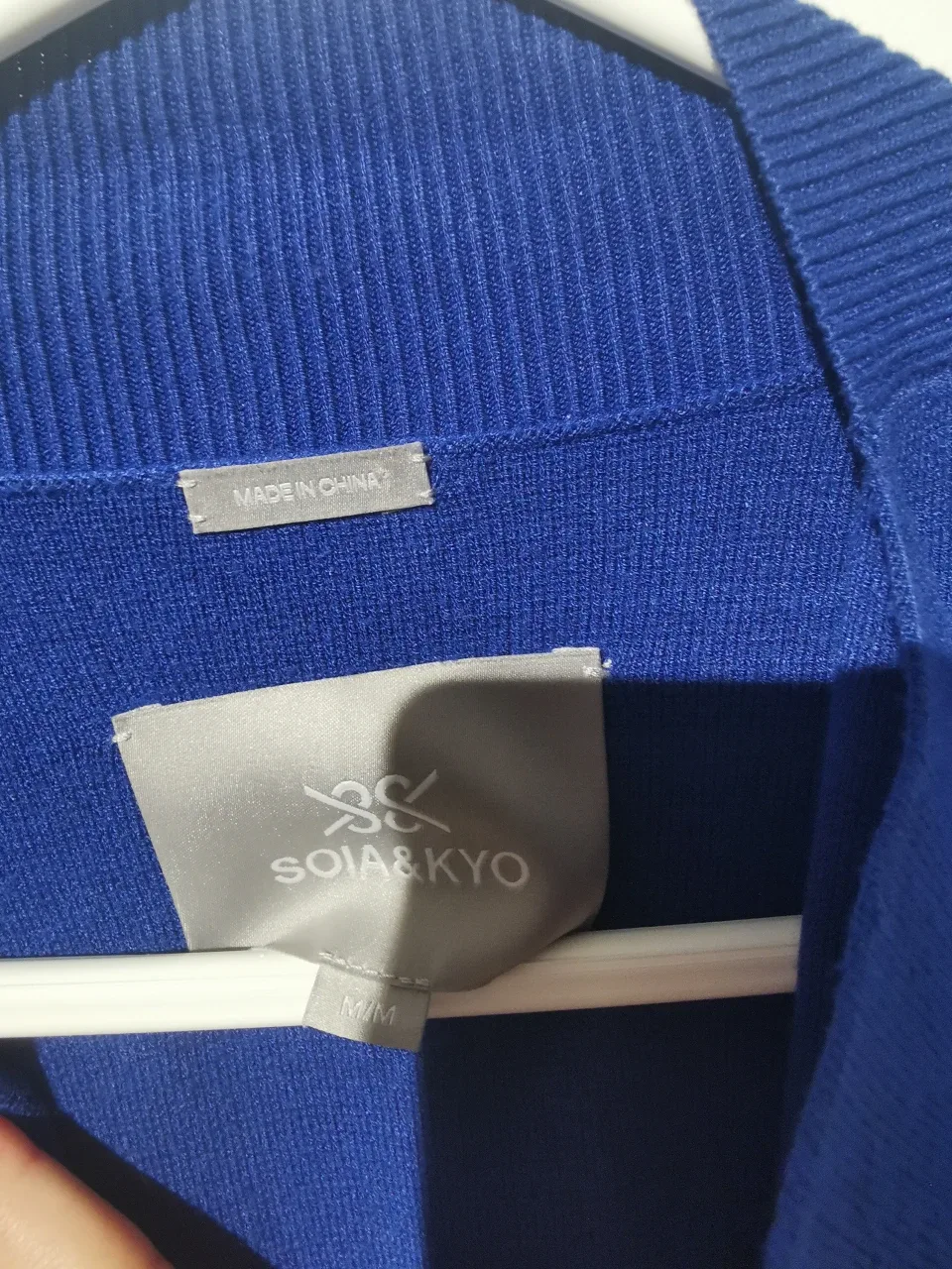 soia kyo medium cardigan open front front pockets image indicator(7)