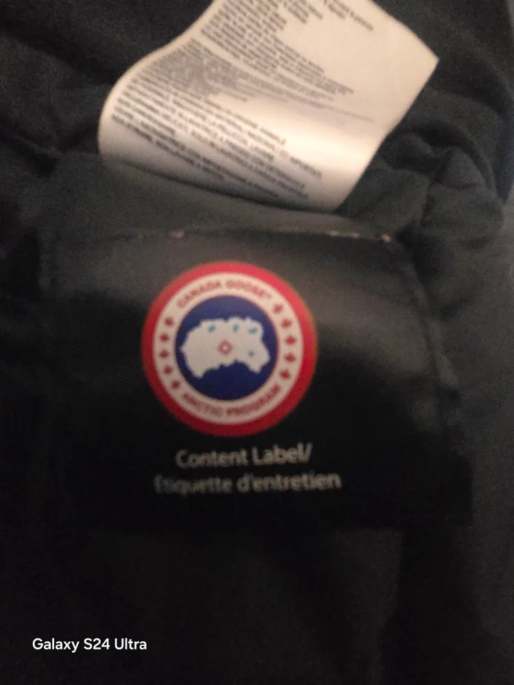 Canada Goose Parka image indicator(9)