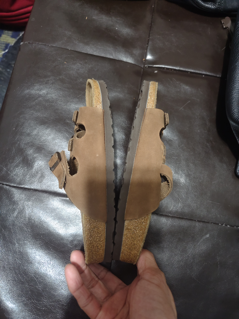 Birkenstock Arizona Sandals, Size 35 - photo 4