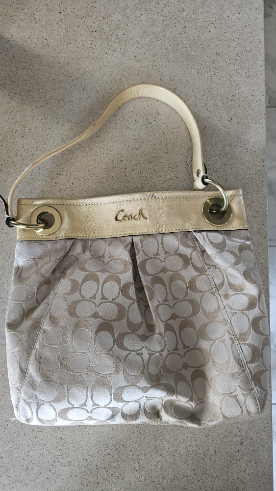 Coach Shoulder Bag