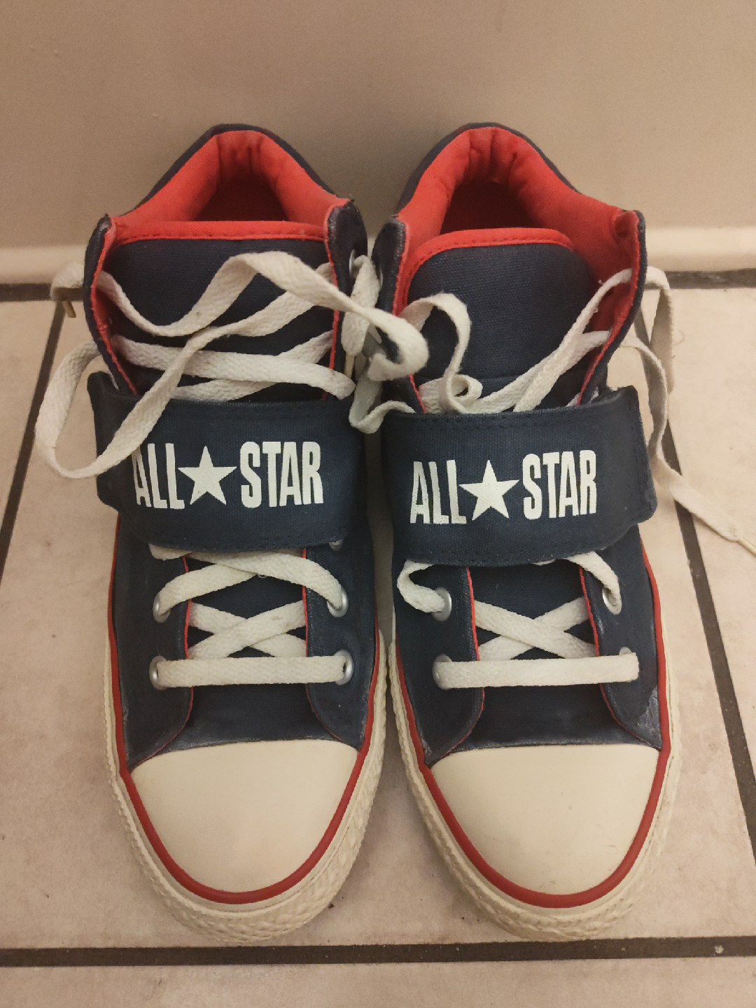 Converse All Star High Top Sneakers (SIZE 9) - photo 4