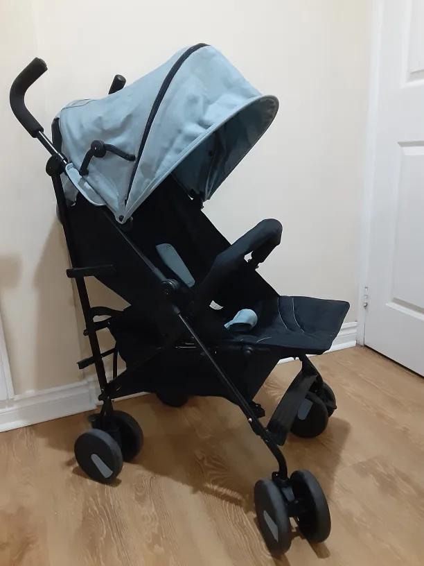 Cuggl Stroller - Light Blue and Black image indicator(6)