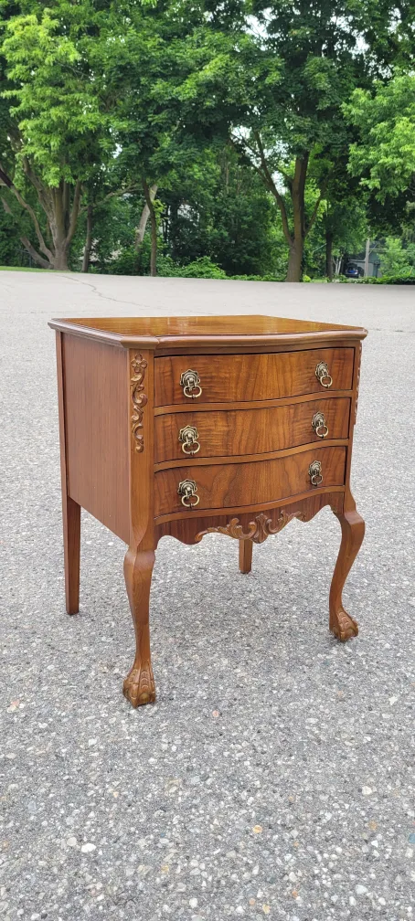 Antique 3 Drawer Side Table image indicator(2)