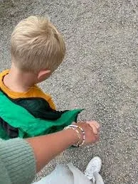 doing baby sitting and yard work image indicator(2)