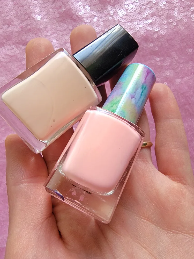 Avon & Color Club Nail Polish Set image indicator(2)