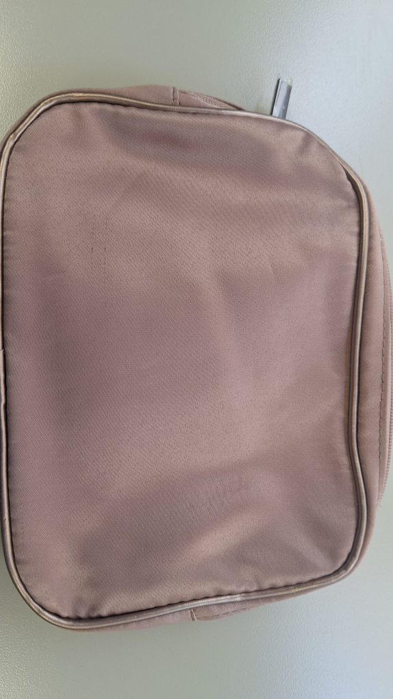 Giorgio Armani Cosmetics Pouch - photo 4