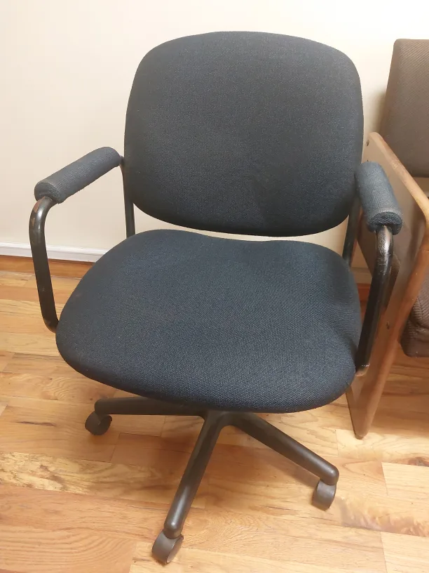 Office chair with wheels thumbnail