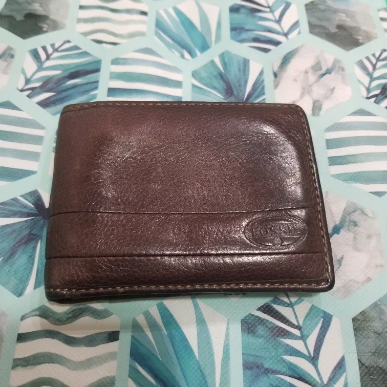 Fossil Brown Leather Wallet thumbnail