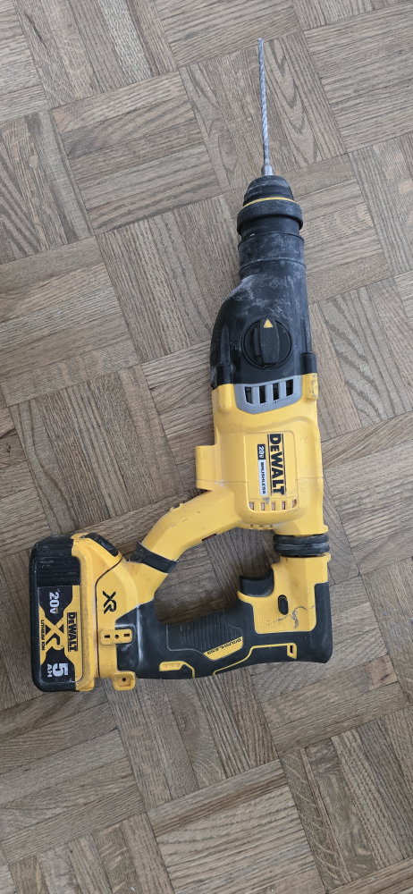 DeWalt 20V XR Rotary Hammer Drill