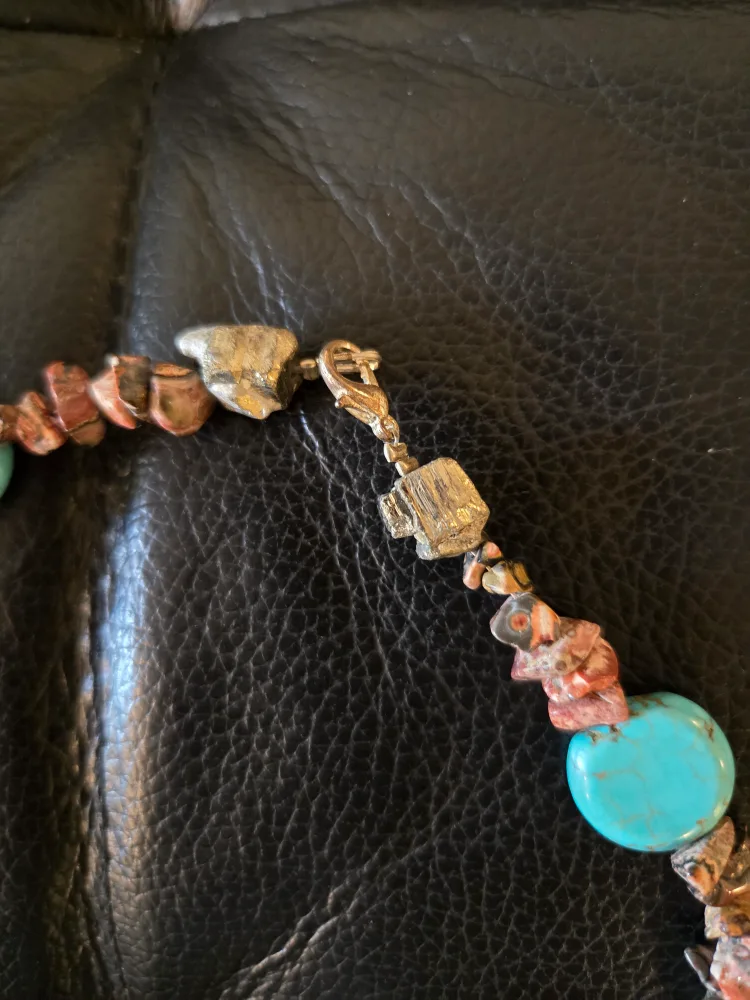 Turquoise & Stone Chip Necklace image indicator(2)