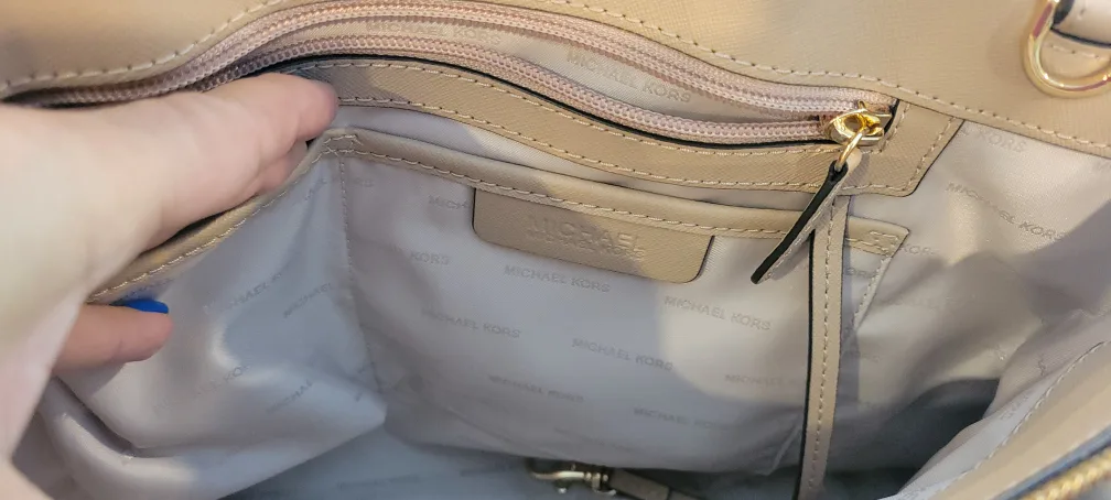 Michael Kors Tote Bag - Beige image indicator(4)
