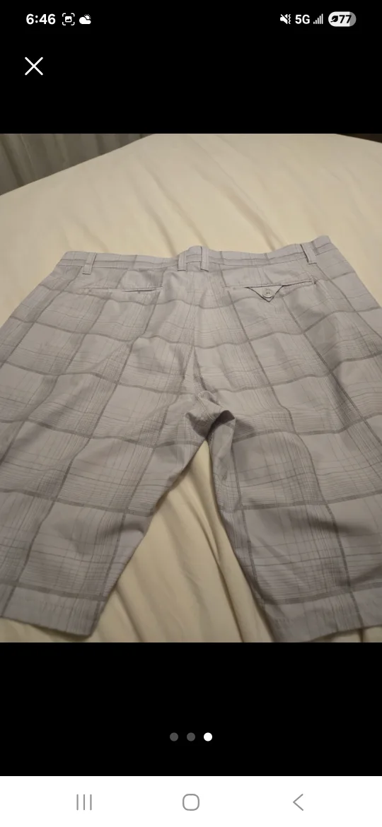 Burnside Plaid Shorts - Size 38 image indicator(3)