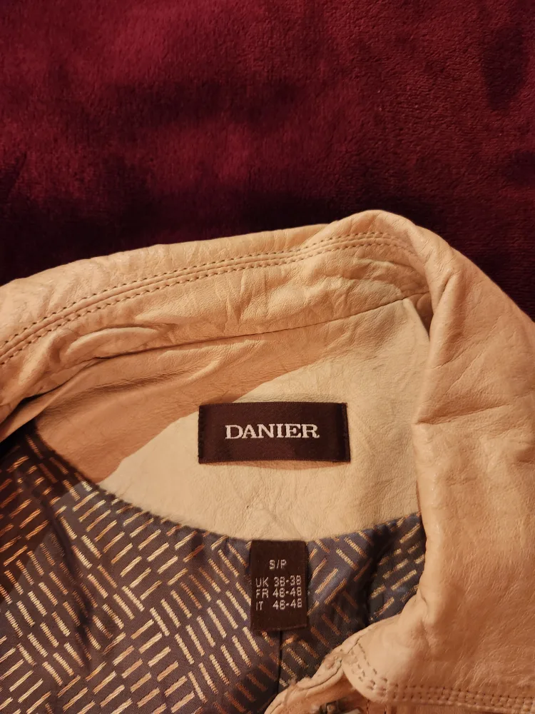 DANIER Leather Jacket - Size S/P image indicator(3)