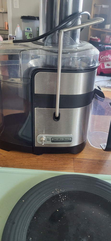 Hamilton Professional Super Chute Easy Clean Juice Extractor