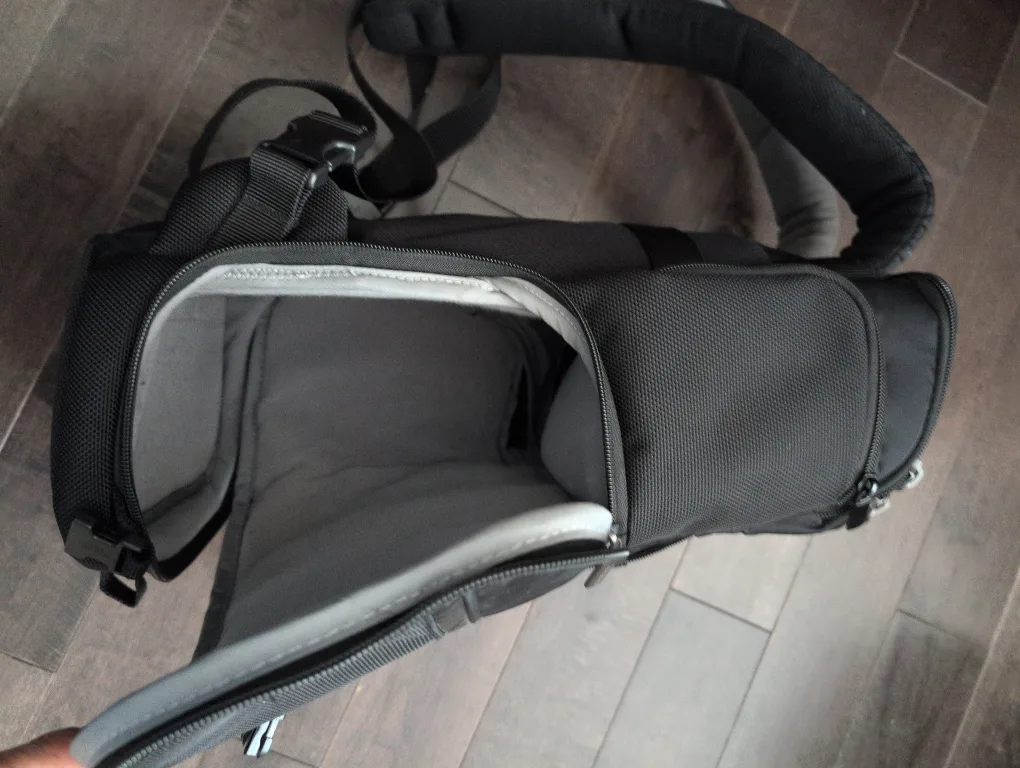 Manfrotto Camera Backpack image indicator(4)