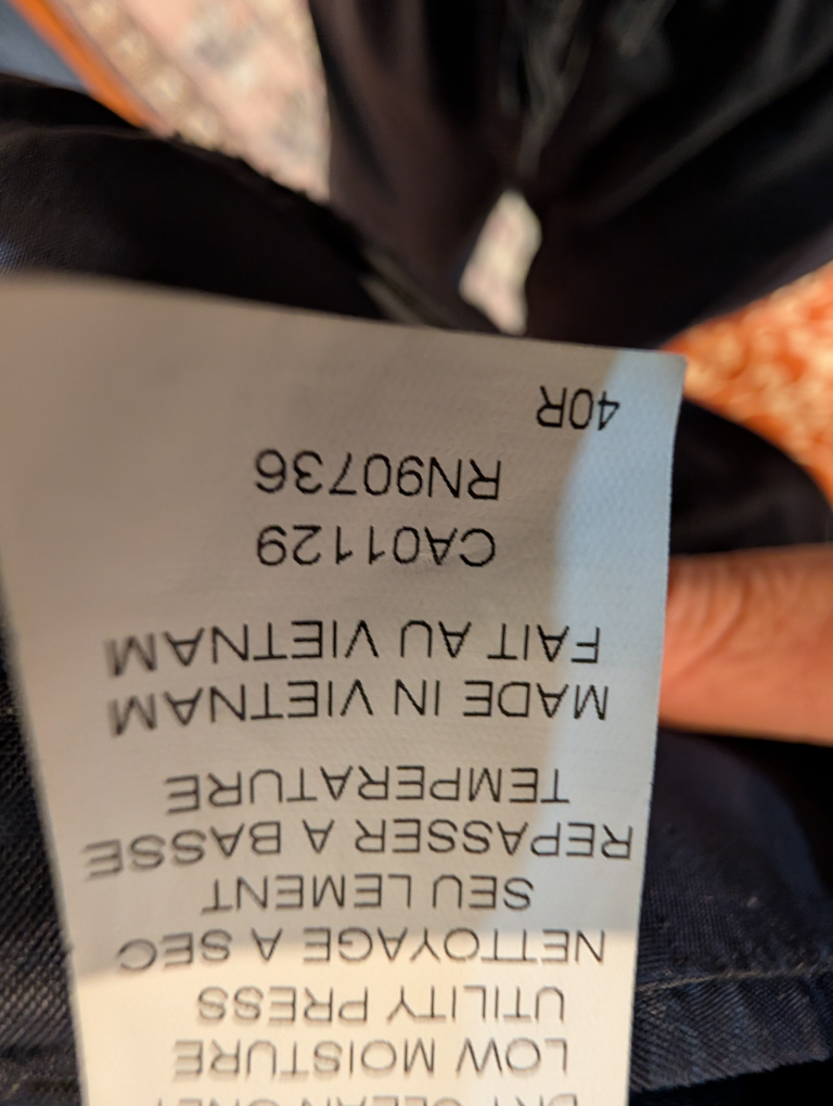 Calvin Klein Wool Suit - Size 40R - photo 4
