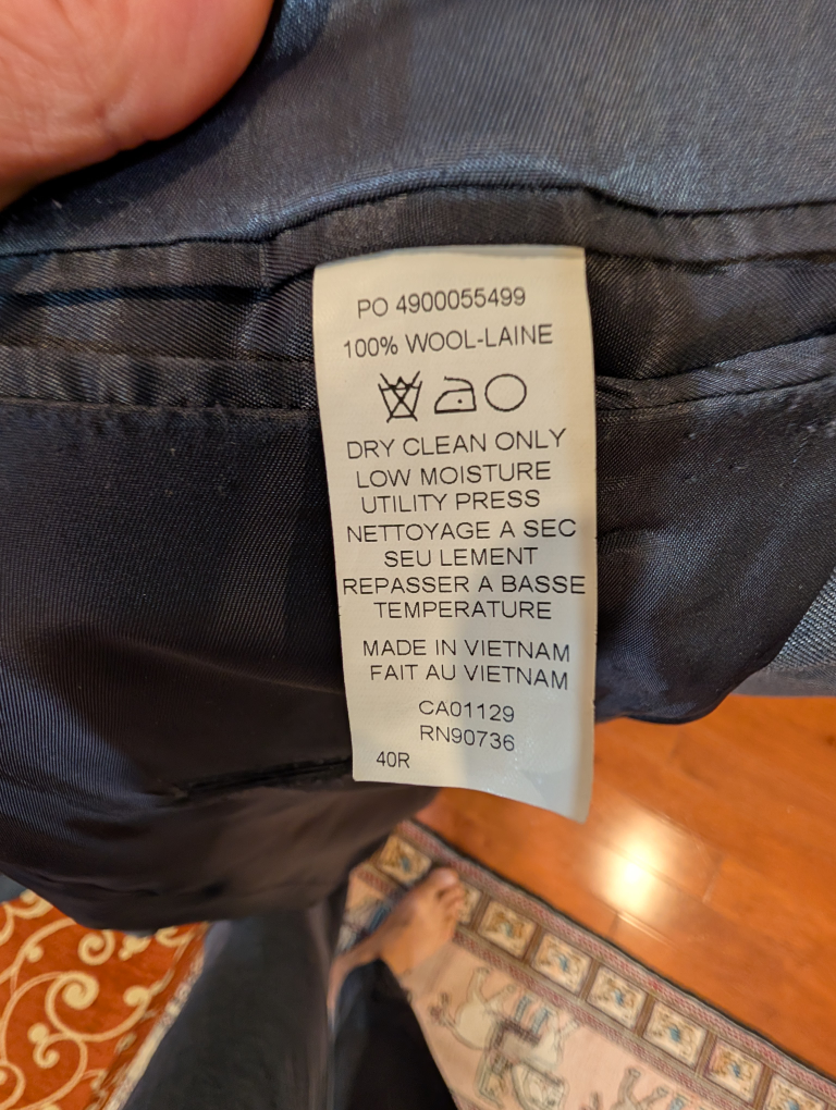 Calvin Klein Wool Suit - Size 40R - photo 5