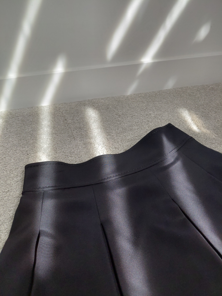 Black Pleated Skirt - photo 2