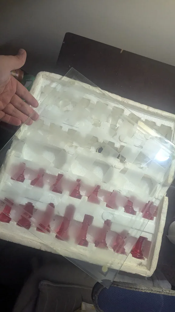 Glass Chess Set thumbnail