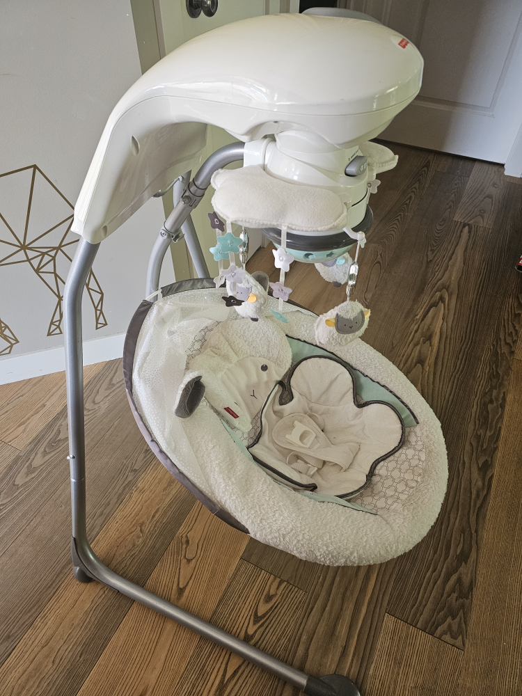 Fisher-Price Sweet Little Lamb Baby Swing - Great Condition $20 - photo 2